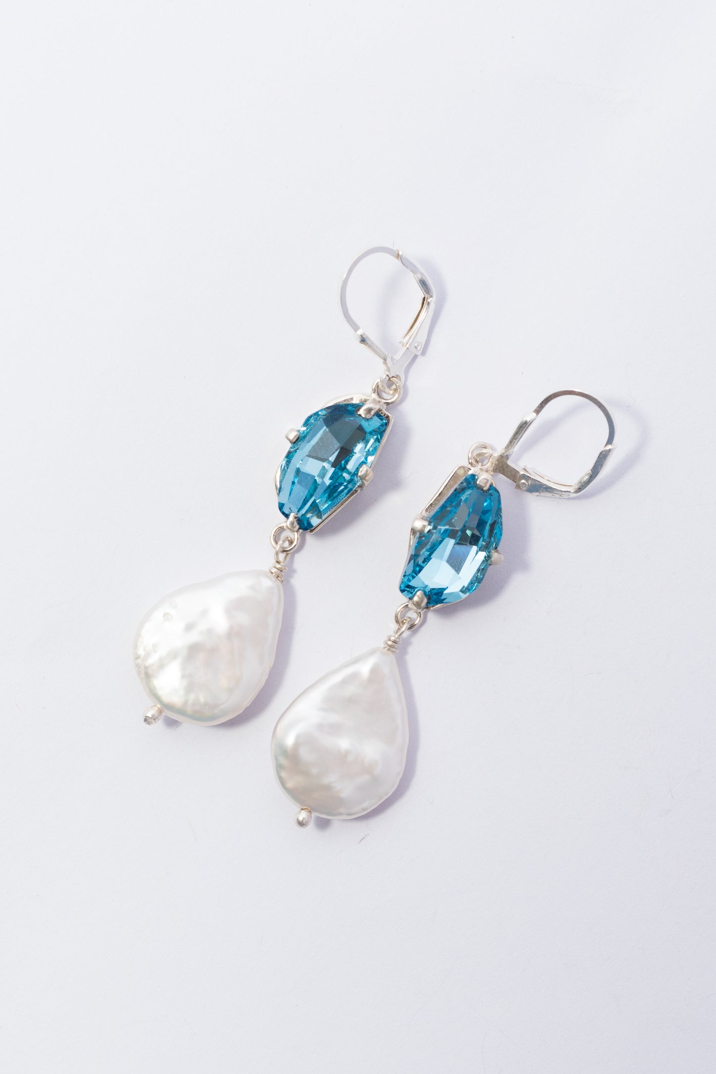 Arete de Plata con Swarovski y Perla