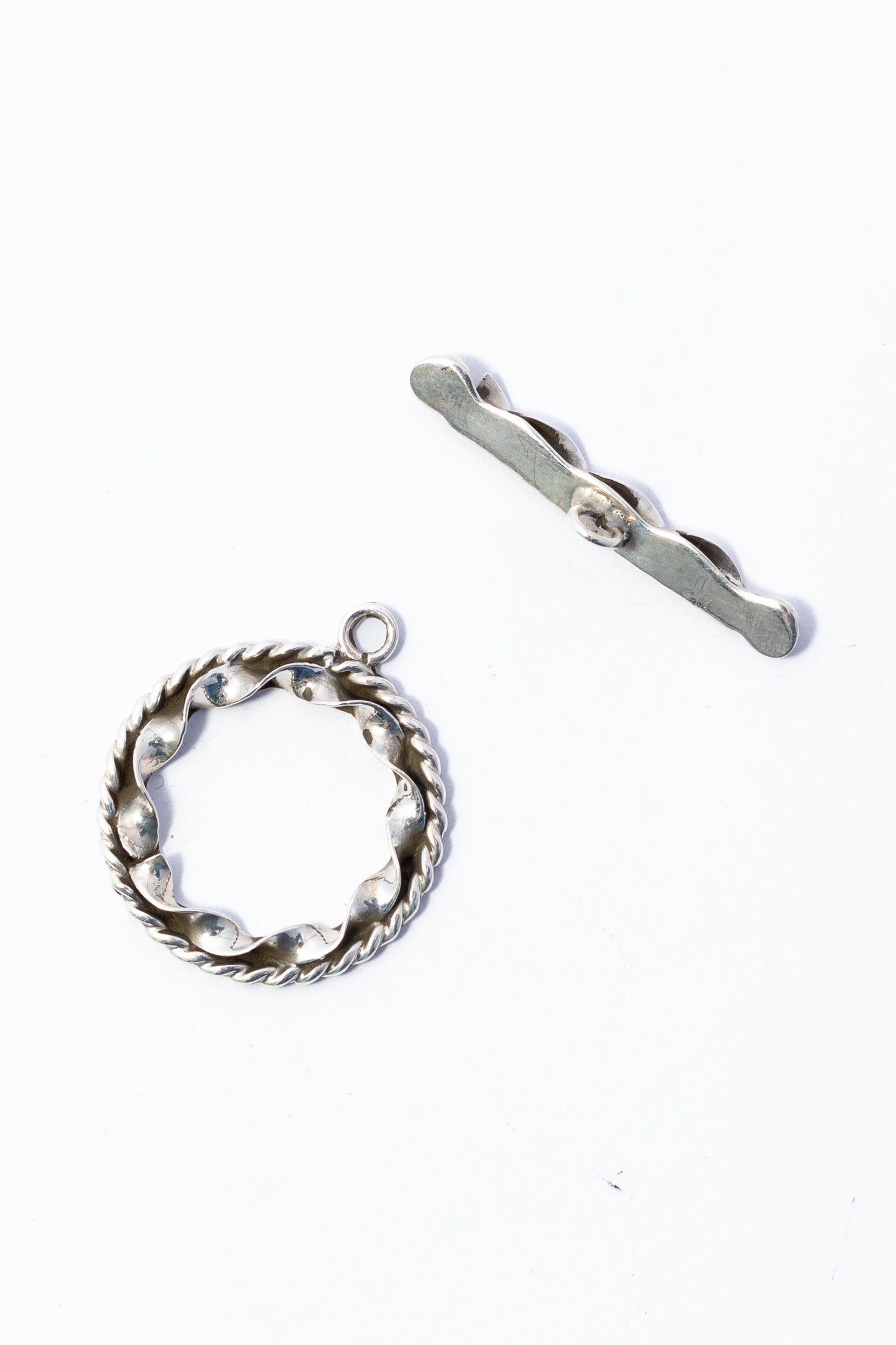 Broche de Plata Torzal y Escarchado