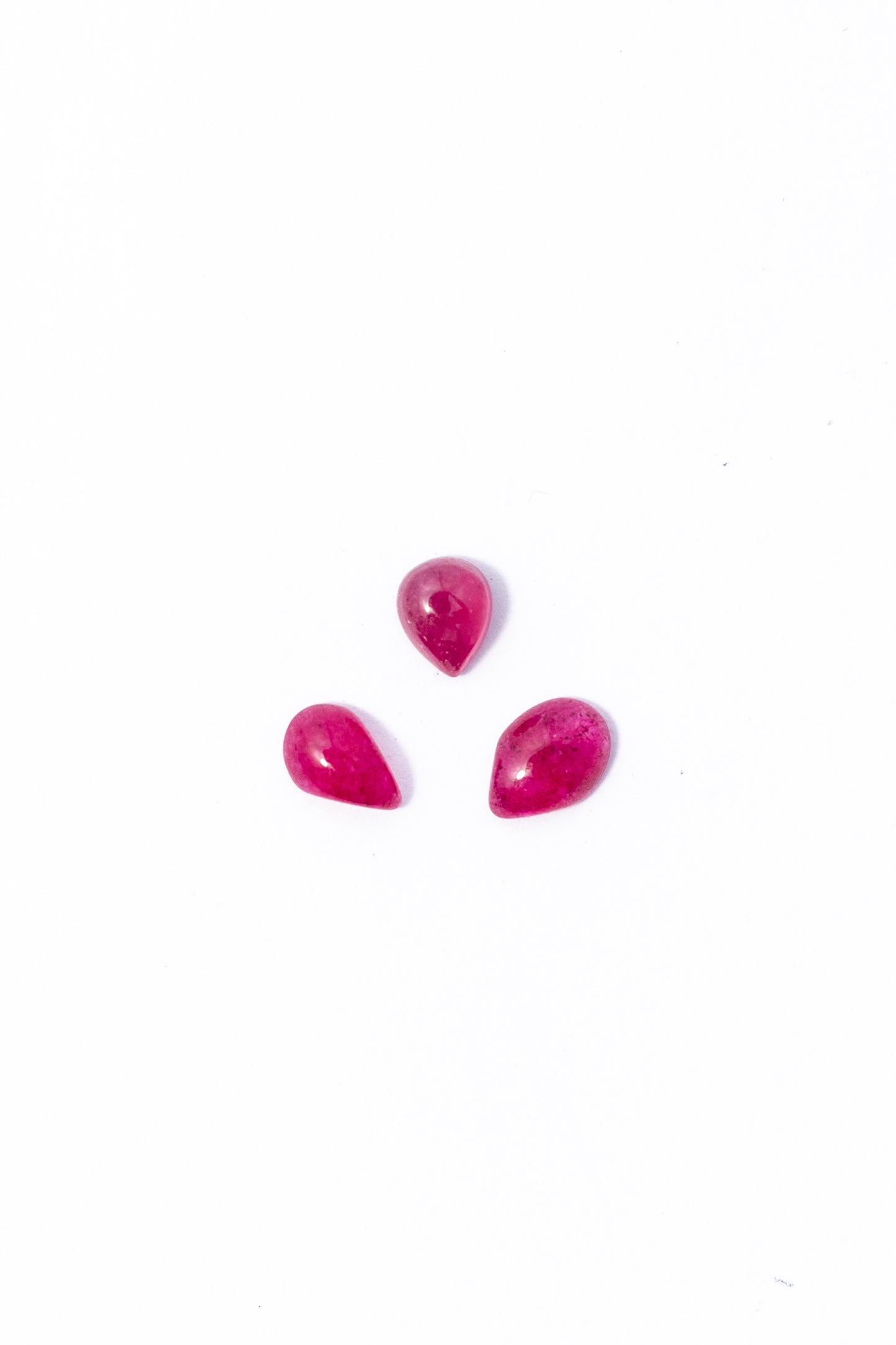 Cabujón de Rubi Gota Irregular