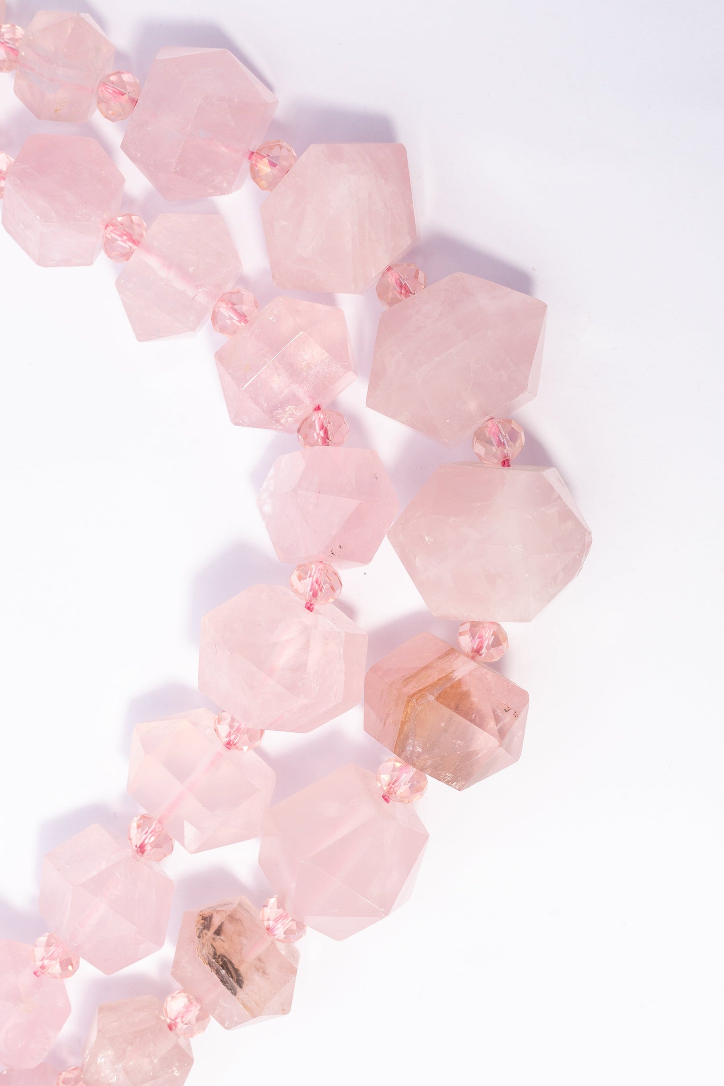 HIlo de Cuarzo Rosa Hexágono Facetado