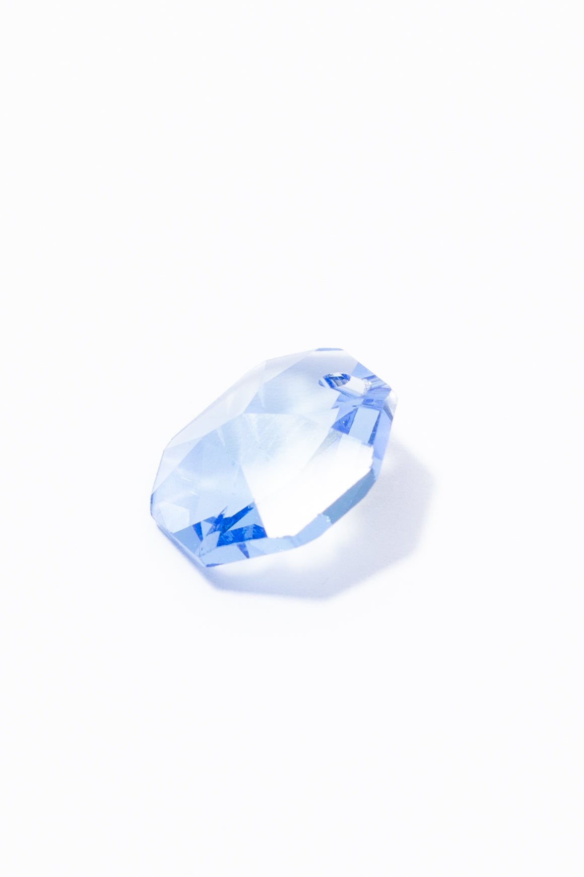 Dije de Swarovski Hexagono