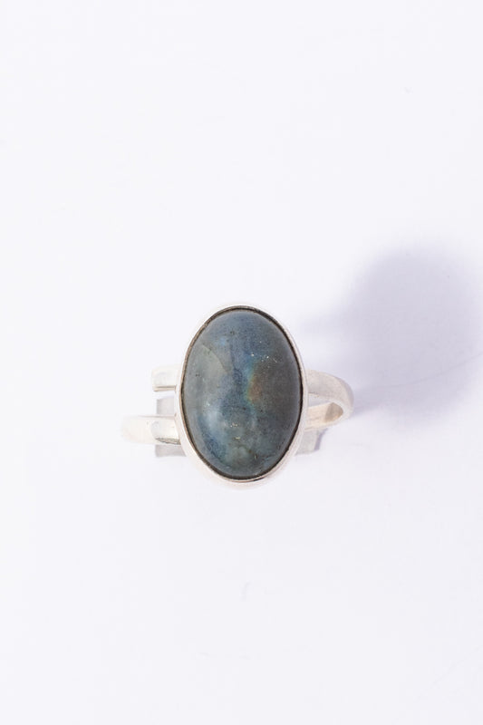 Anillo de Plata con Labradorita