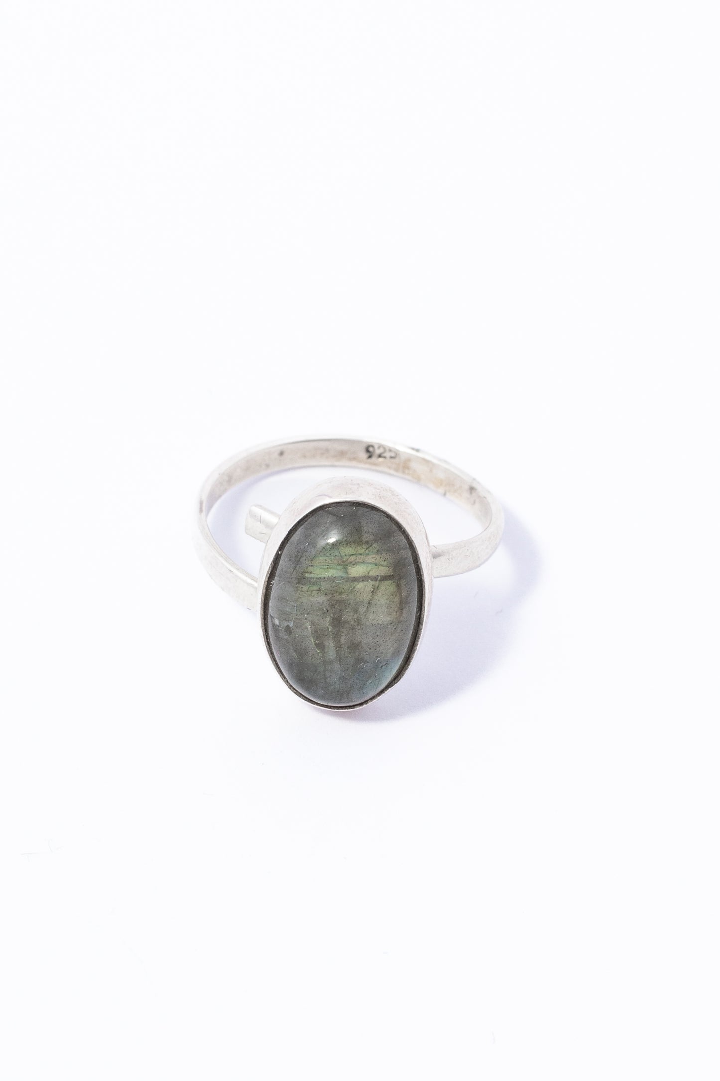 Anillo de Plata con Labradorita