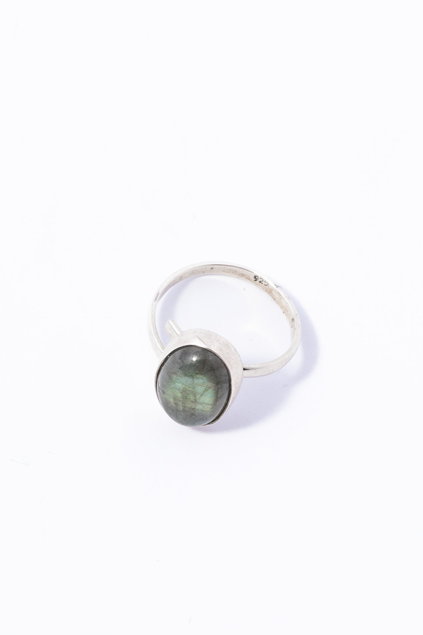 Anillo de Plata con Labradorita