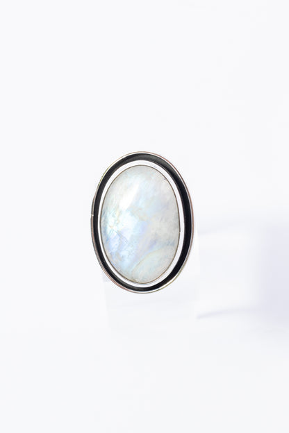 Anillo de Plata con Piedra de Luna