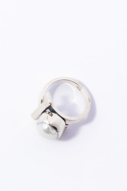 Anillo de plata con Perla