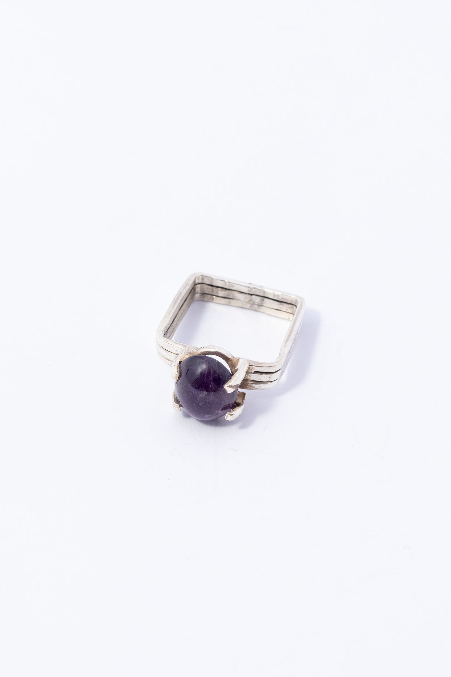 Anillo de Plata con Piedra Cuadro