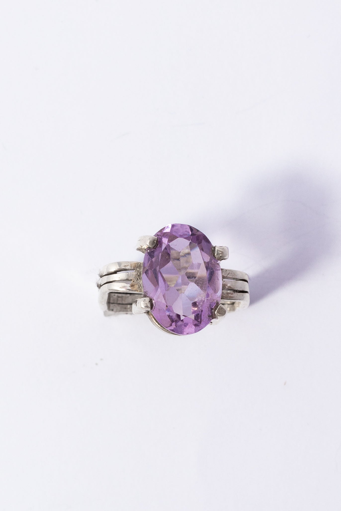 Anillo de Plata con Amatista