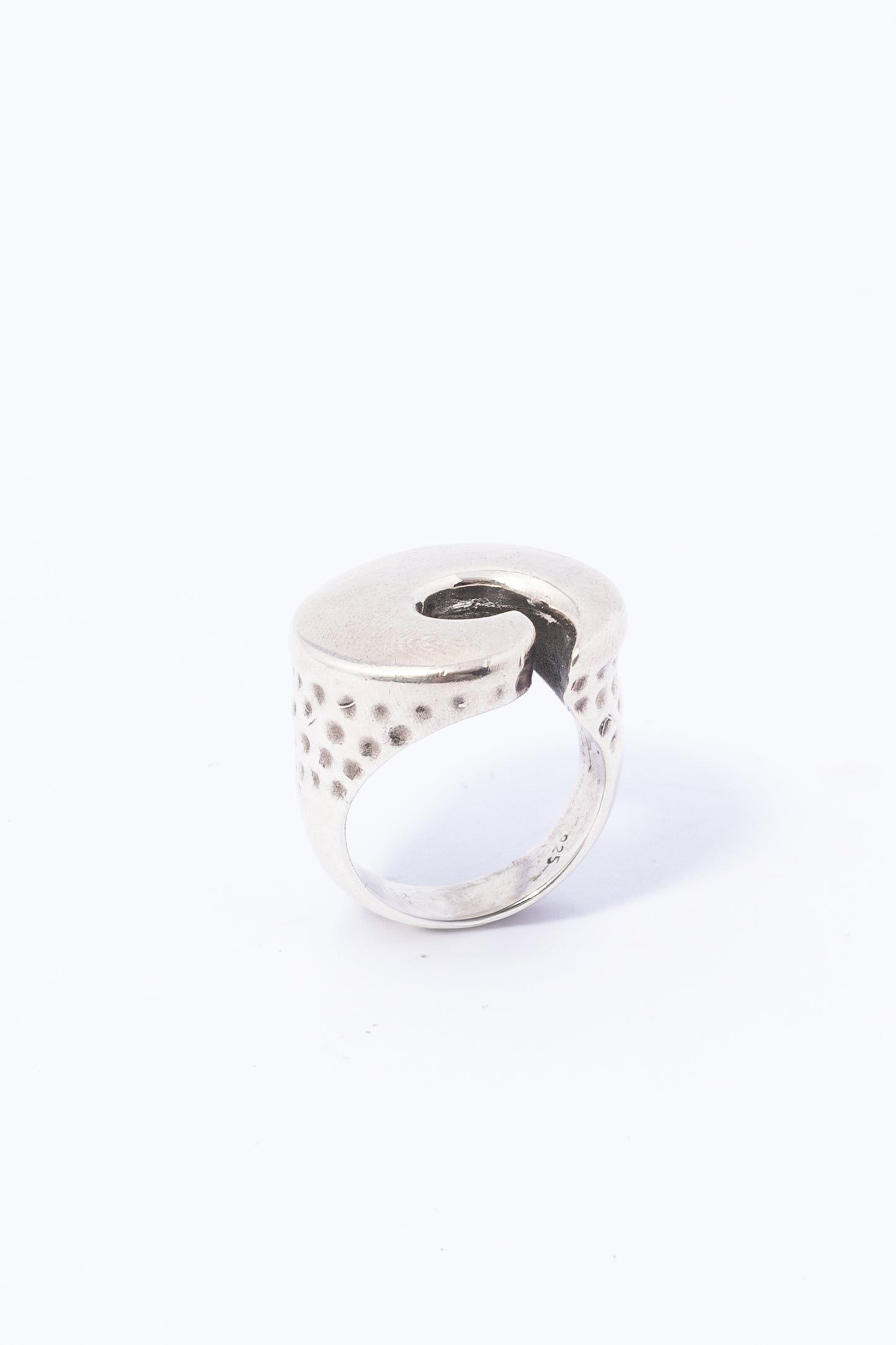 Anillo de Plata Martillado