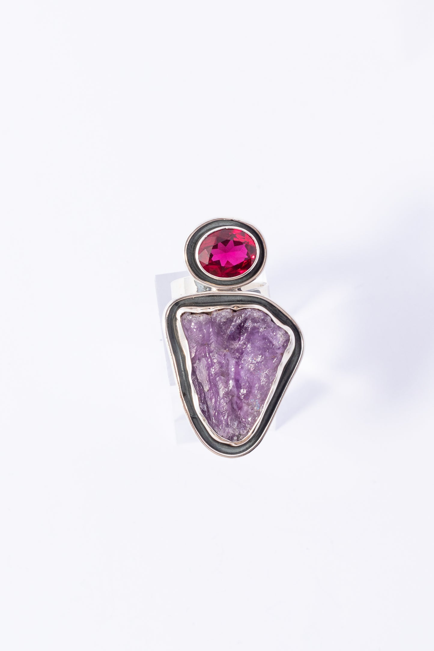 Anillo de Plata  con Cuarzo y Corindum