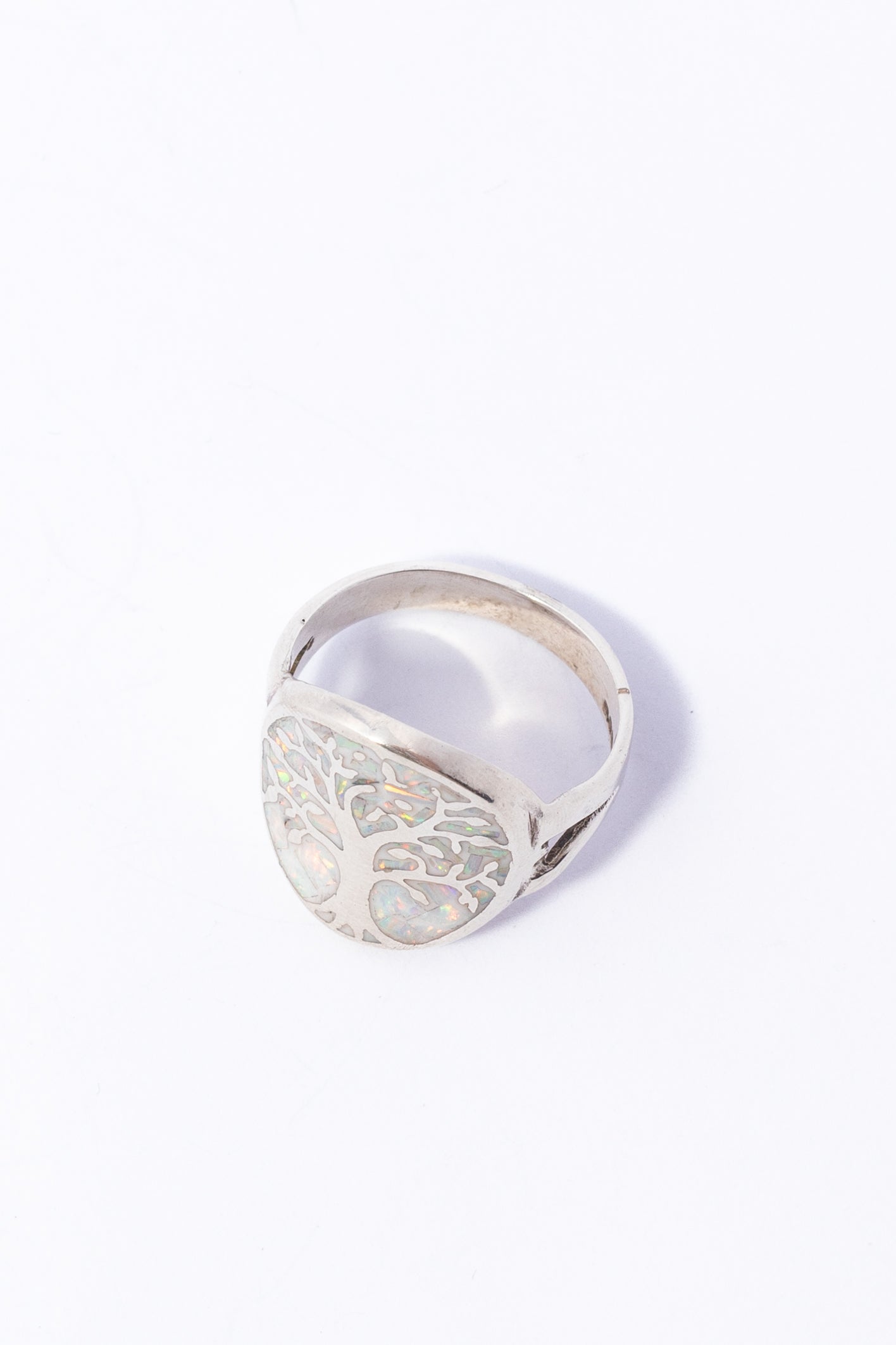 Anillo de Plata con Ópalo