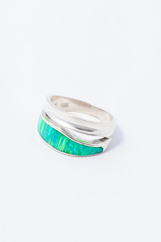 Anillo de Plata con Ópalo