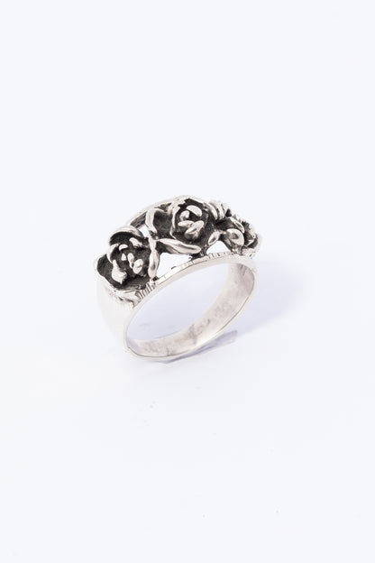 Anillo de Plata con Flores