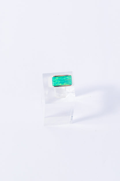 Anillo de Plata con Ópalo