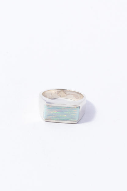 Anillo de Plata con Ópalo