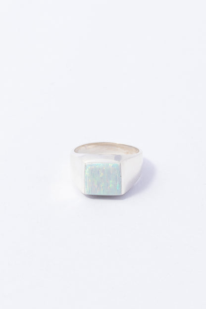 Anillo de Plata con Ópalo
