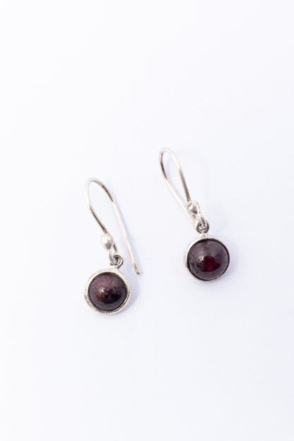 Arete de Plata con Granate