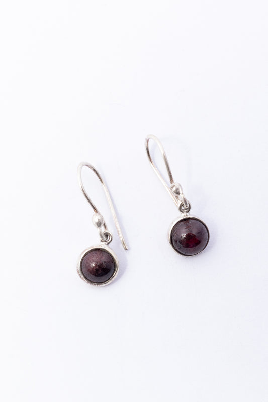 Arete de Plata con Granate