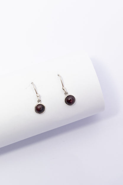 Arete de Plata con Granate