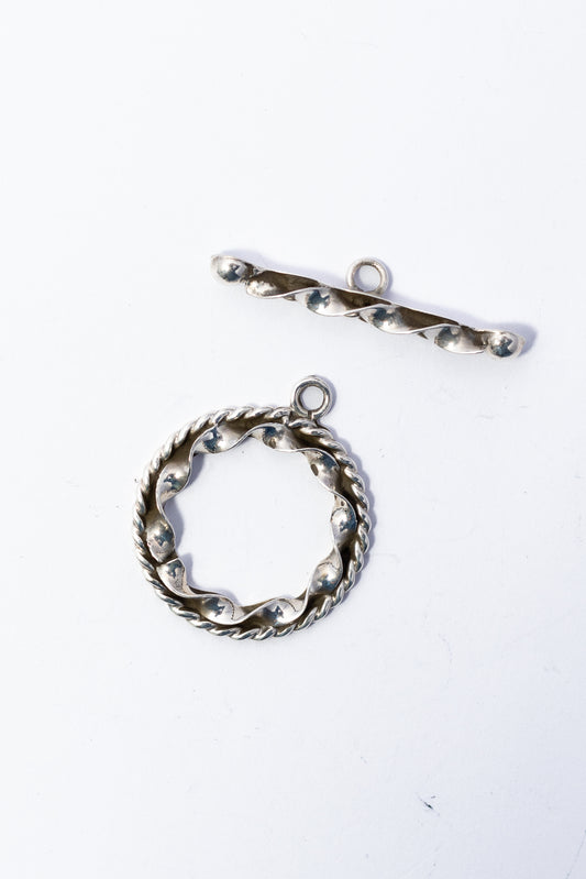 Broche de Plata Torzal y Escarchado