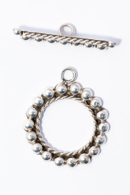 Broche de Plata Casquilla y Escarchado