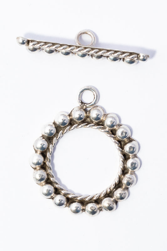 Broche de Plata Casquilla y Escarchado