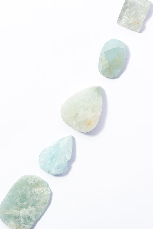 Cabujón de Aquamarina Irregular