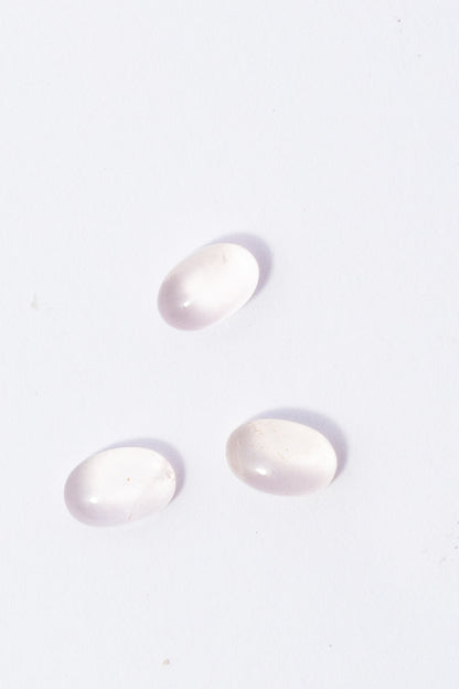 Cabujón de Cuarzo Rosa Oval