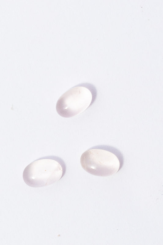 Cabujón de Cuarzo Rosa Oval