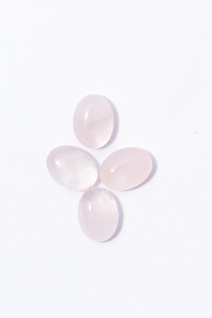 Cabujón de Cuarzo Rosa Oval