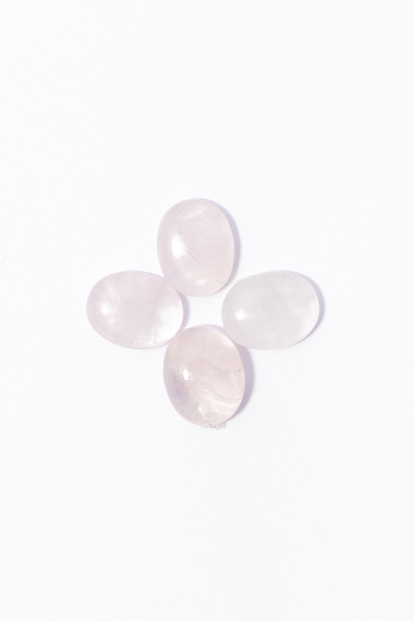 Cabujón de Cuarzo Rosa Oval