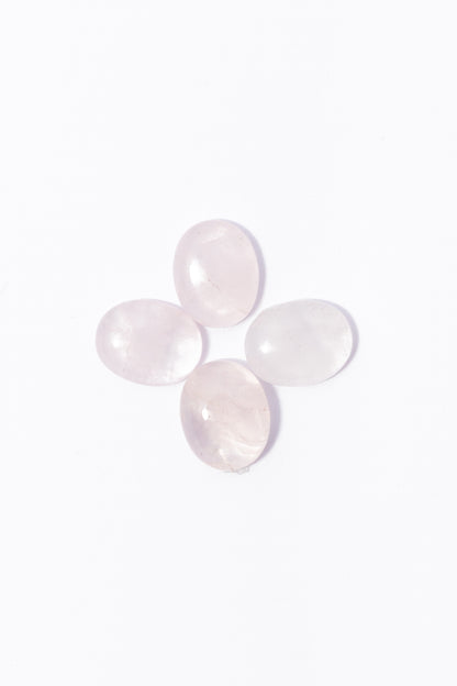 Cabujón de Cuarzo Rosa Oval