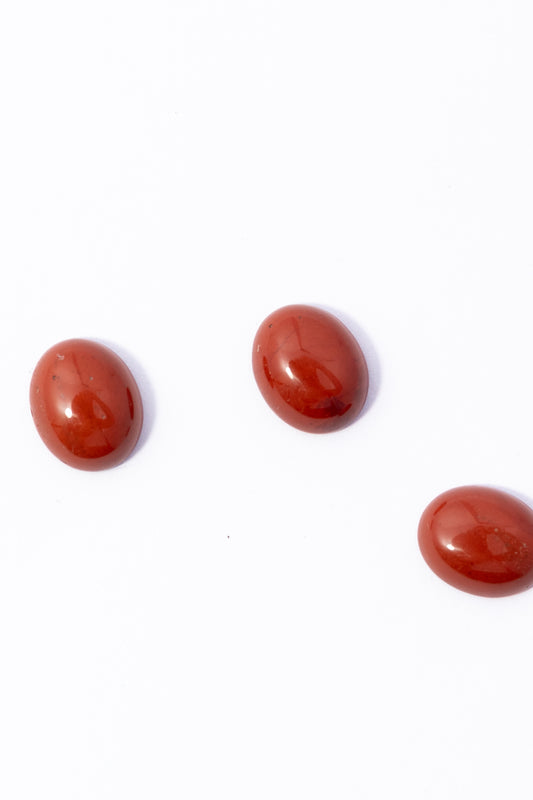 Cabujón de Jade Rojo