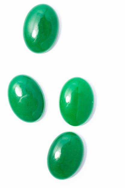 Cabujón de Jade Verde