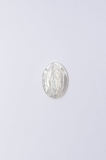 Cabujón de Madre Perla Virgen de Guadalupe
