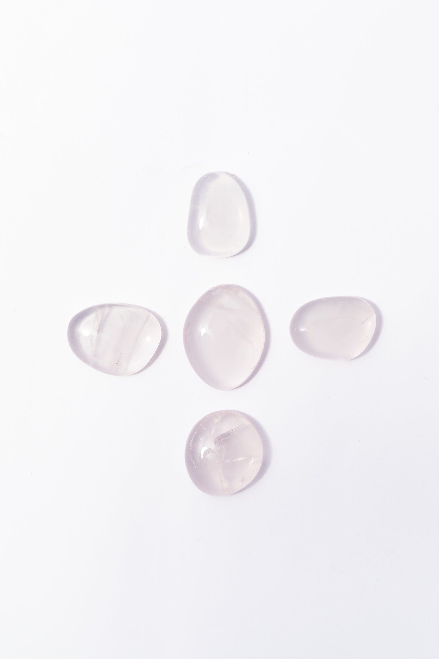 Cabujón de Cuarzo Rosa Irregular Pulido