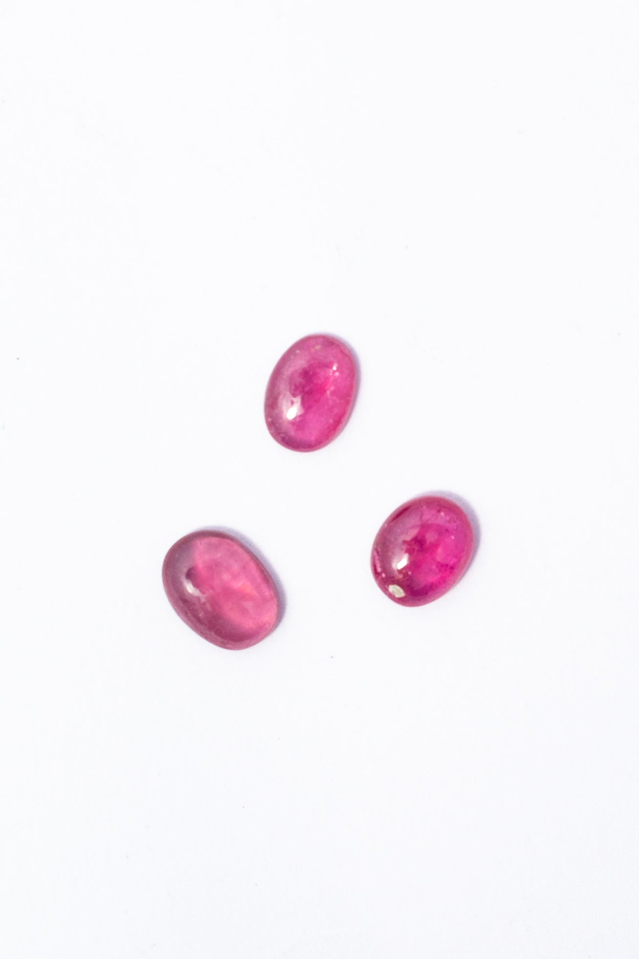 Cabujon de Rubi Oval