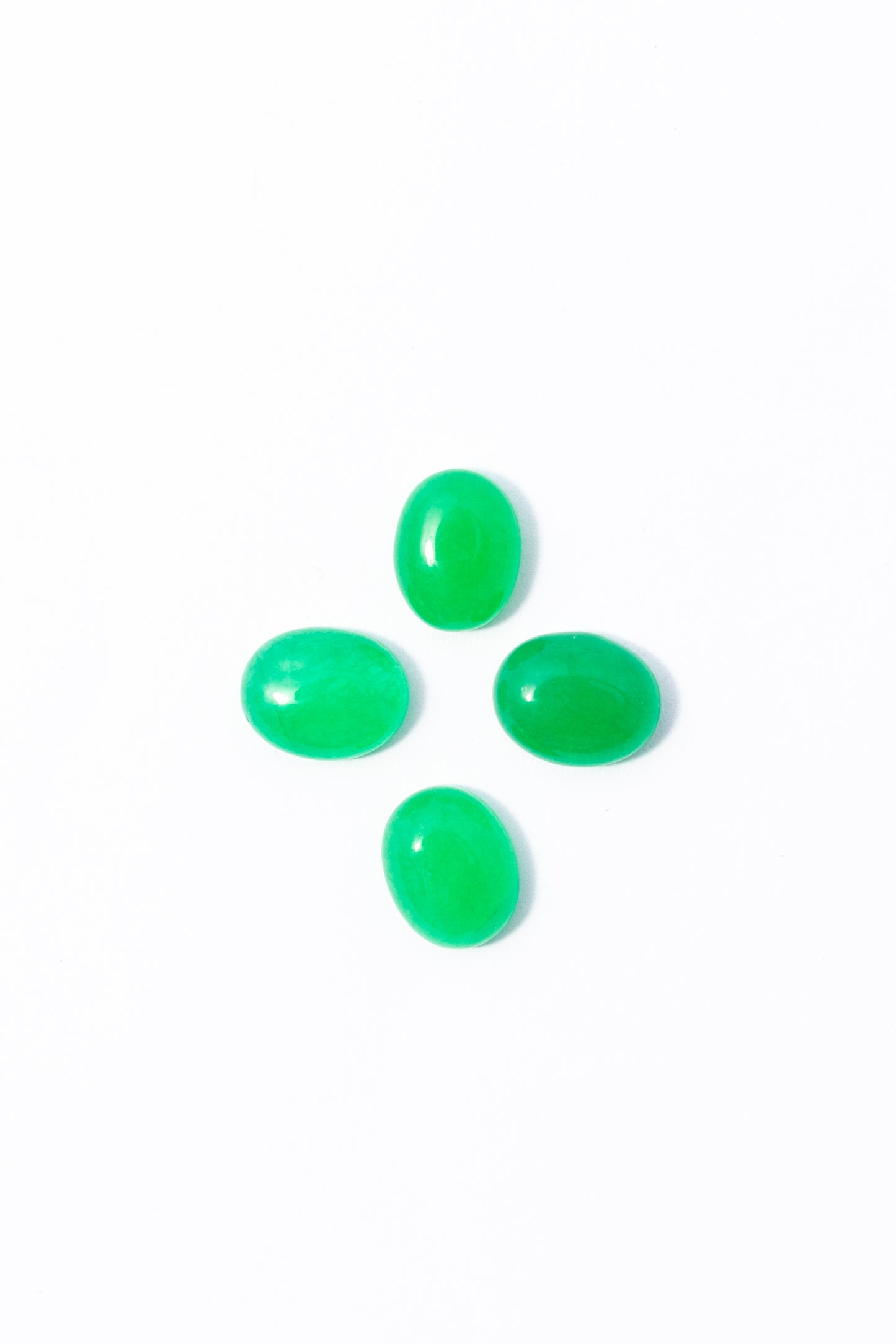 Cabujón de Jade Verde