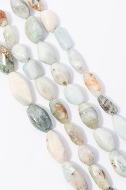 Hilo de Aquamarina Nugget