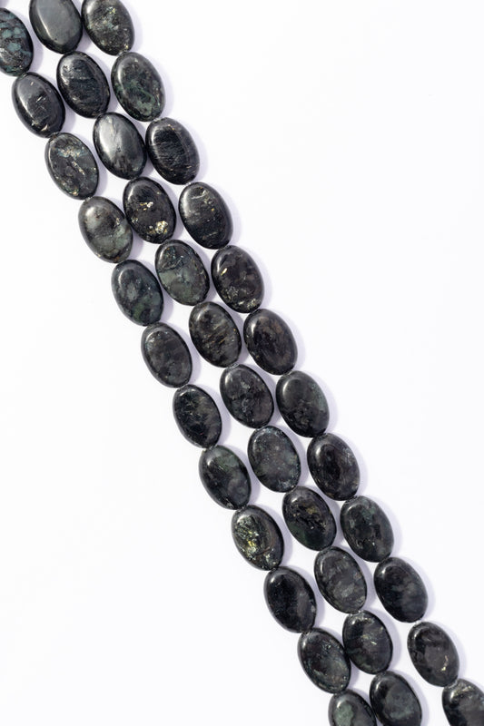 Hilo de Astropholite Oval