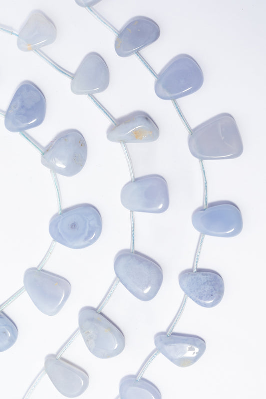 Hilo de Calcedonia Gota