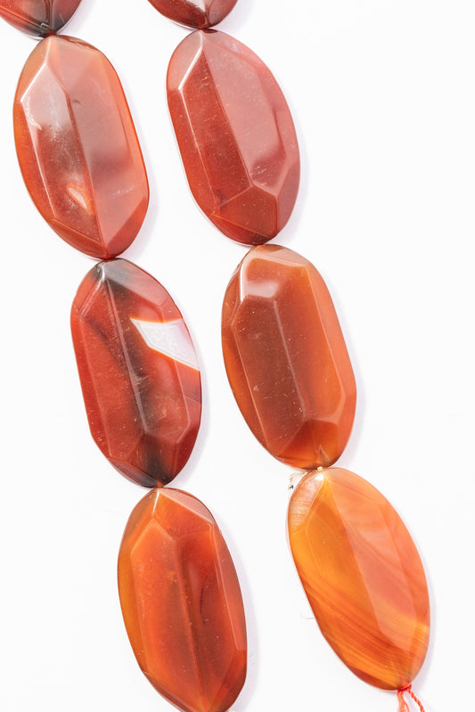 Hilo de Carnelia Oval Ondulado