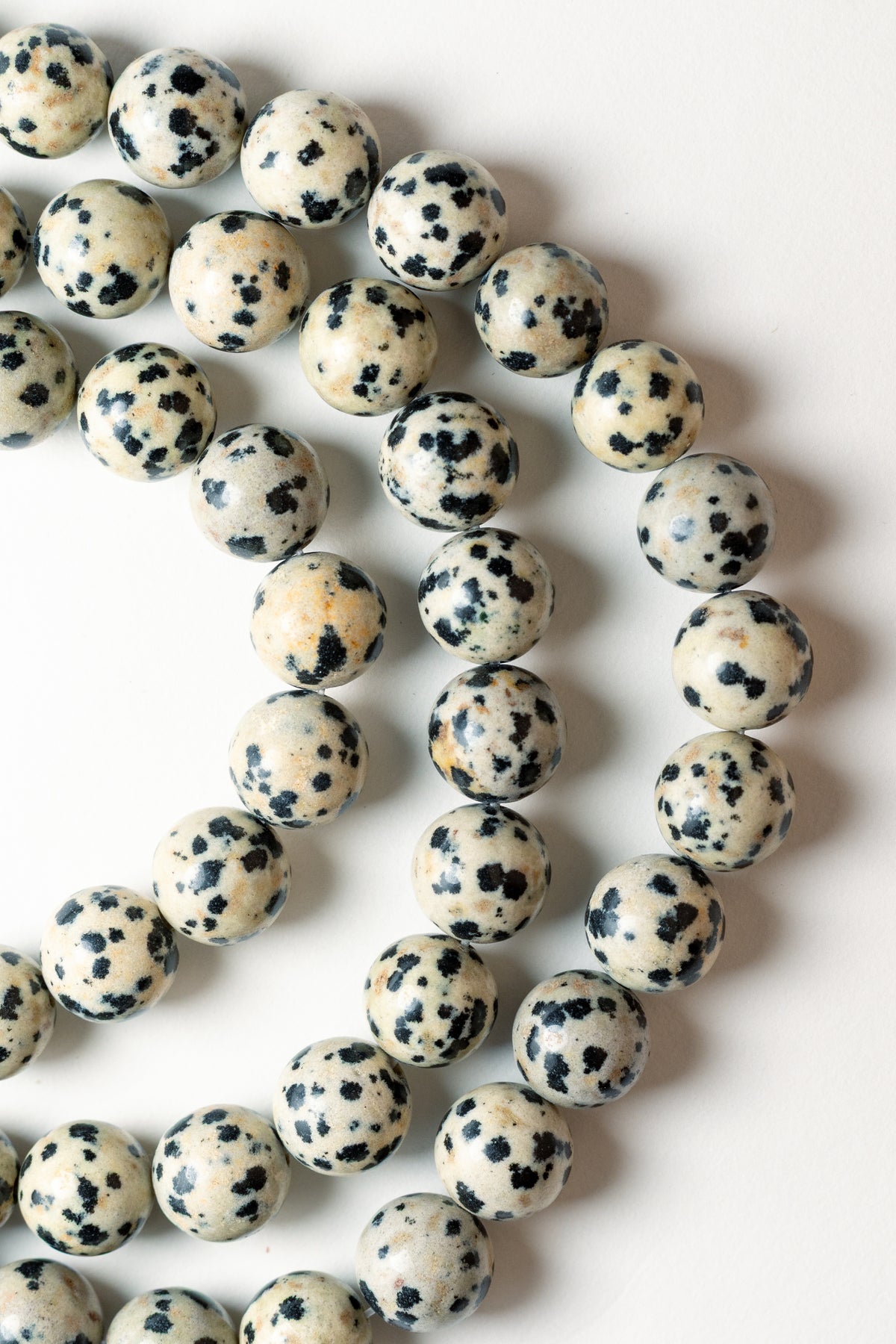 Hilo de Jasper Dalmata Bola