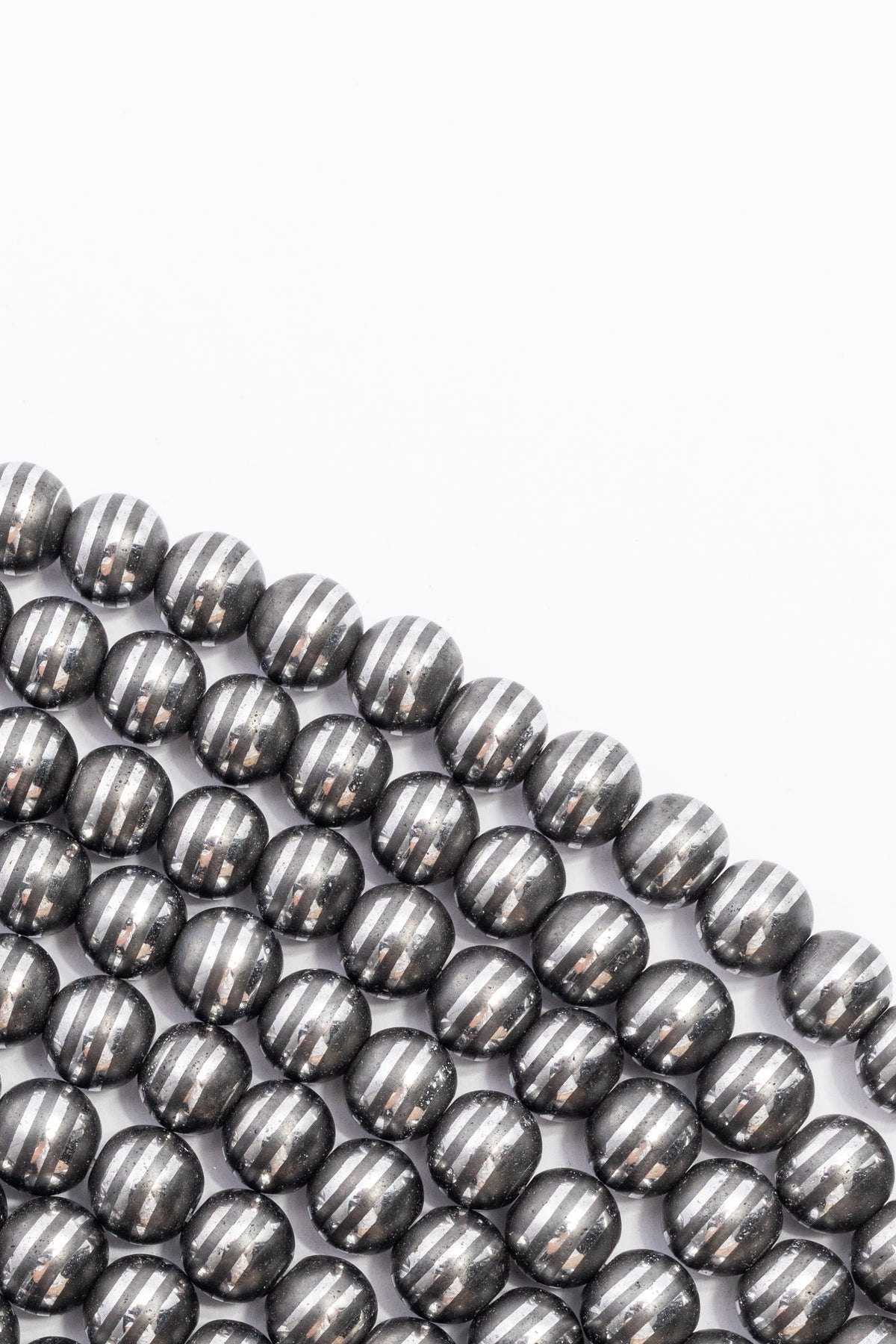 Hilo de Hematite Bola con 3 Lineas