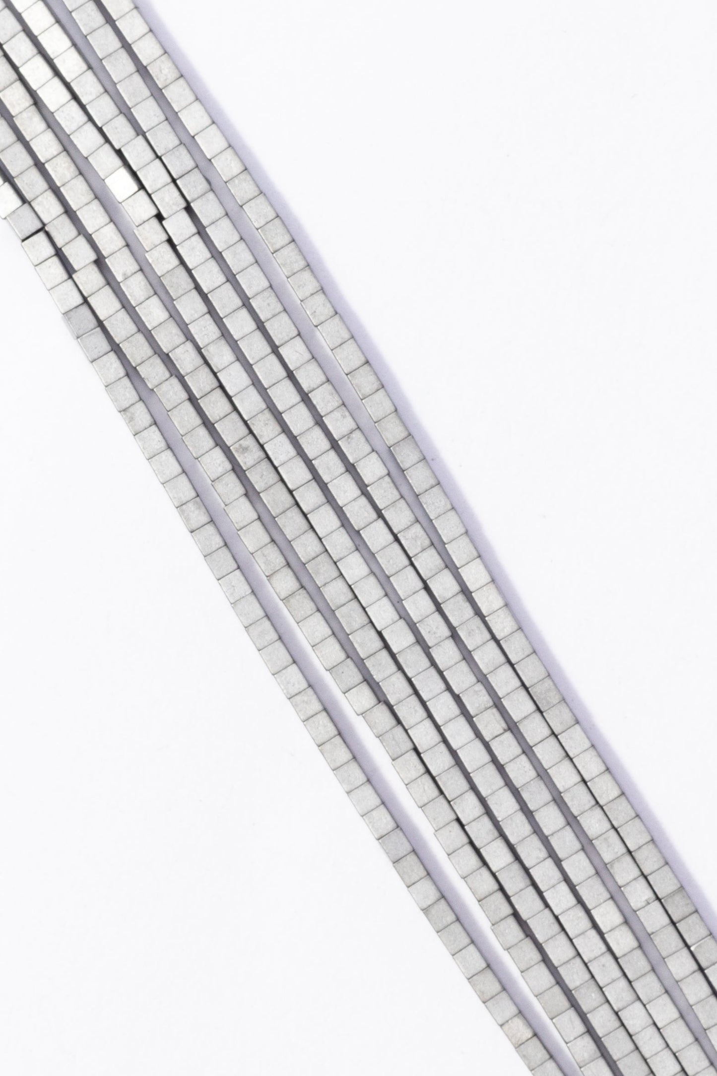 Hilo de Hematite Cubo