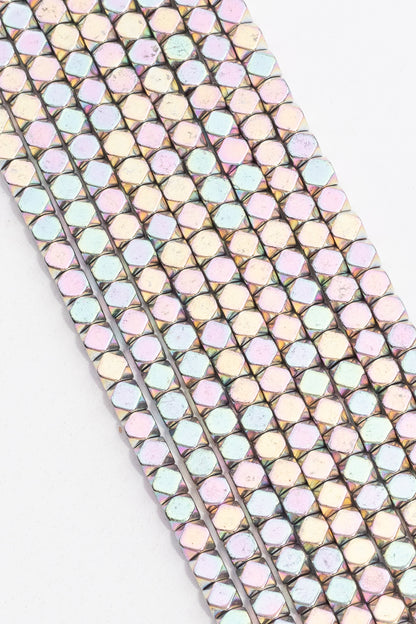 Hilo de Hematite Cubo con Esquina Facetada
