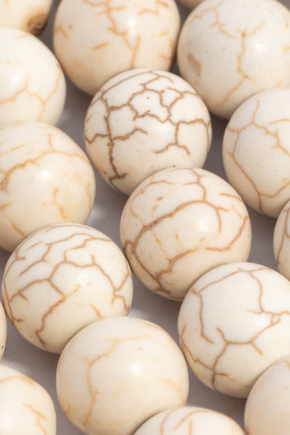 Hilo de Howlita Bola Beige