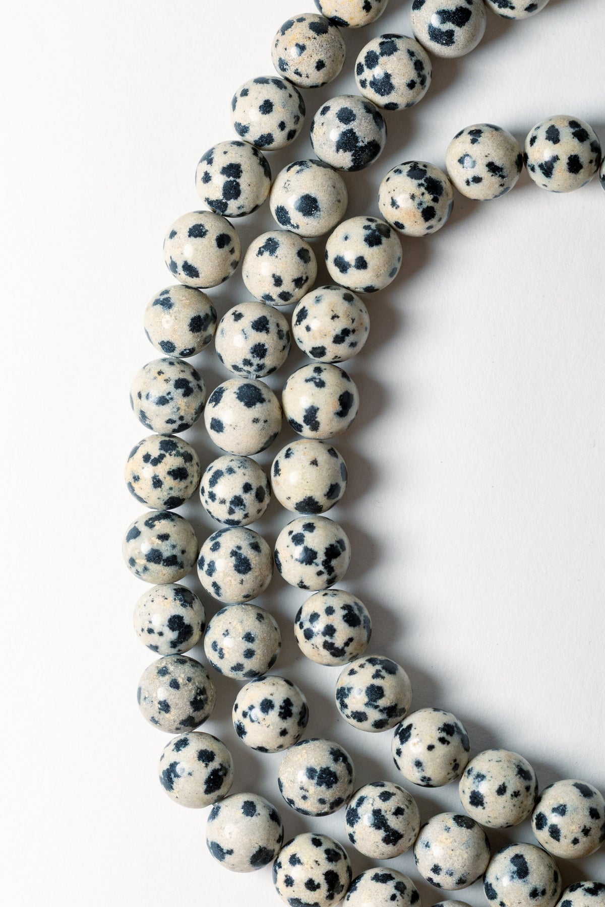 Hilo de Jasper Dalmata Bola