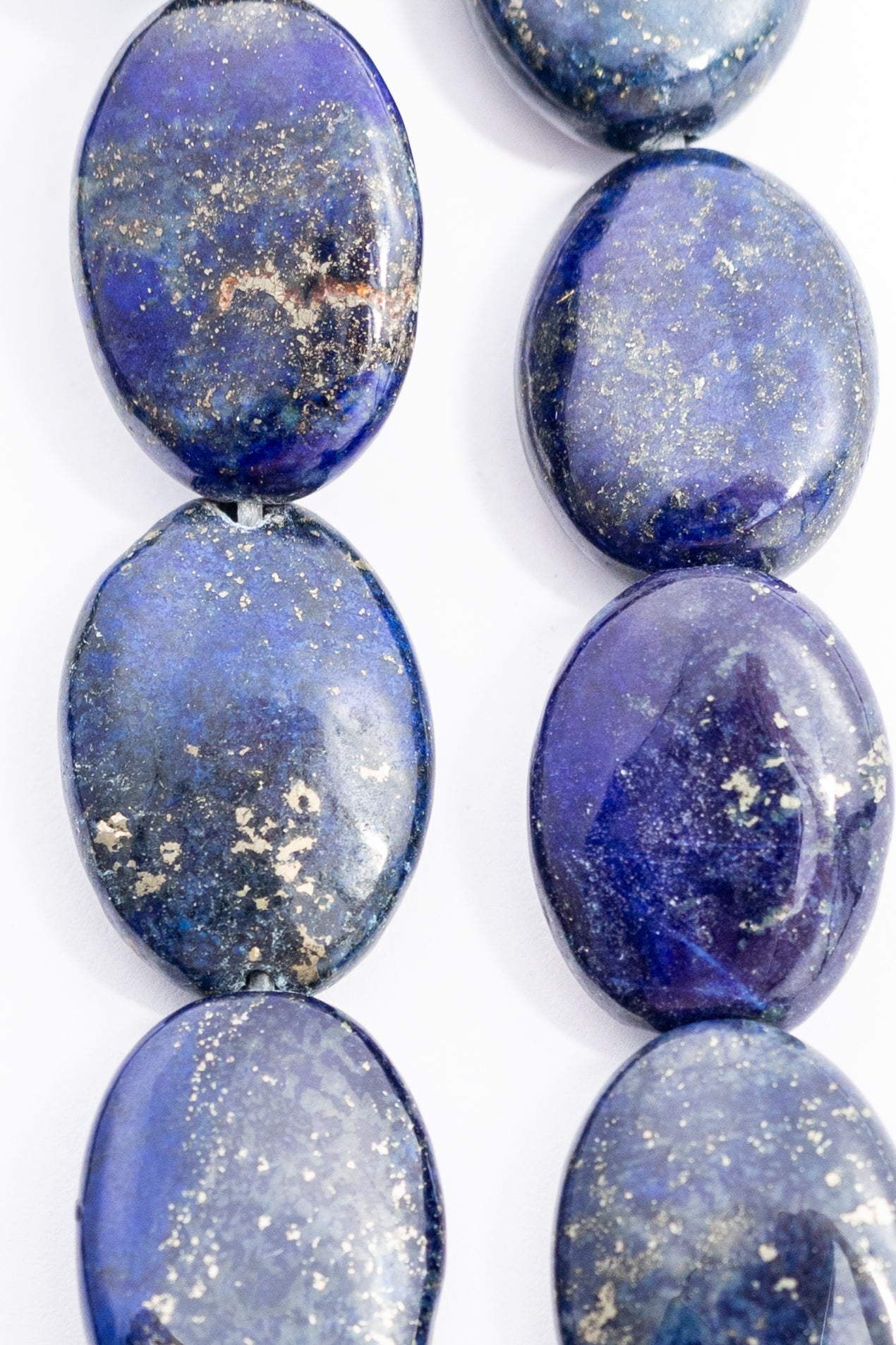 Hilo de Lapislazuli Oval