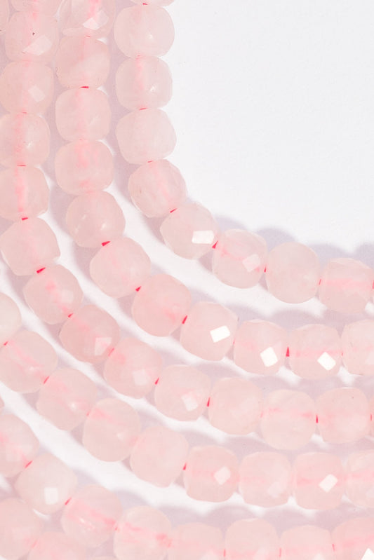 HIlo de Cuarzo Rosa Cubo Facetado